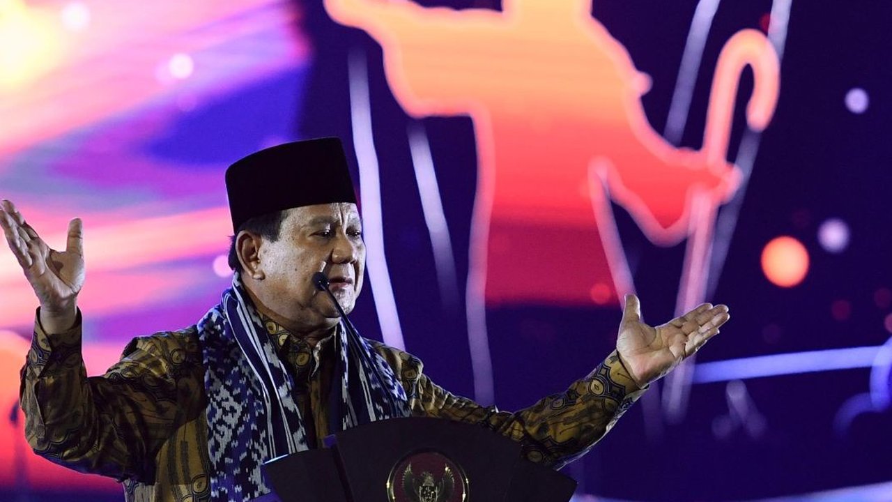 Ekspresi Prabowo Sambil Joget Tak Gentar Lawan Koruptor Kakap Coba Goyang Pemerintah