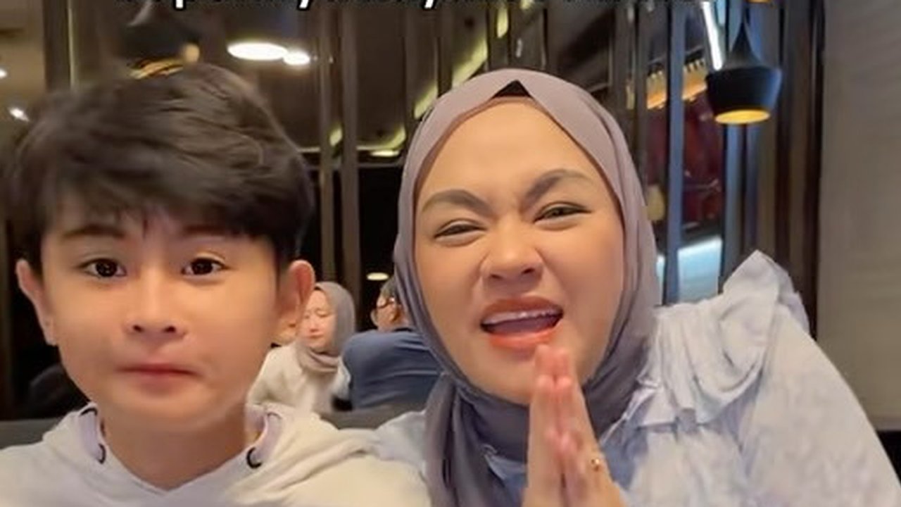 Potret Terbaru Ivander Haykal Anak Daus Mini Usai Ubah Gaya Rambut, Dikeriting ala Rafael Struick
