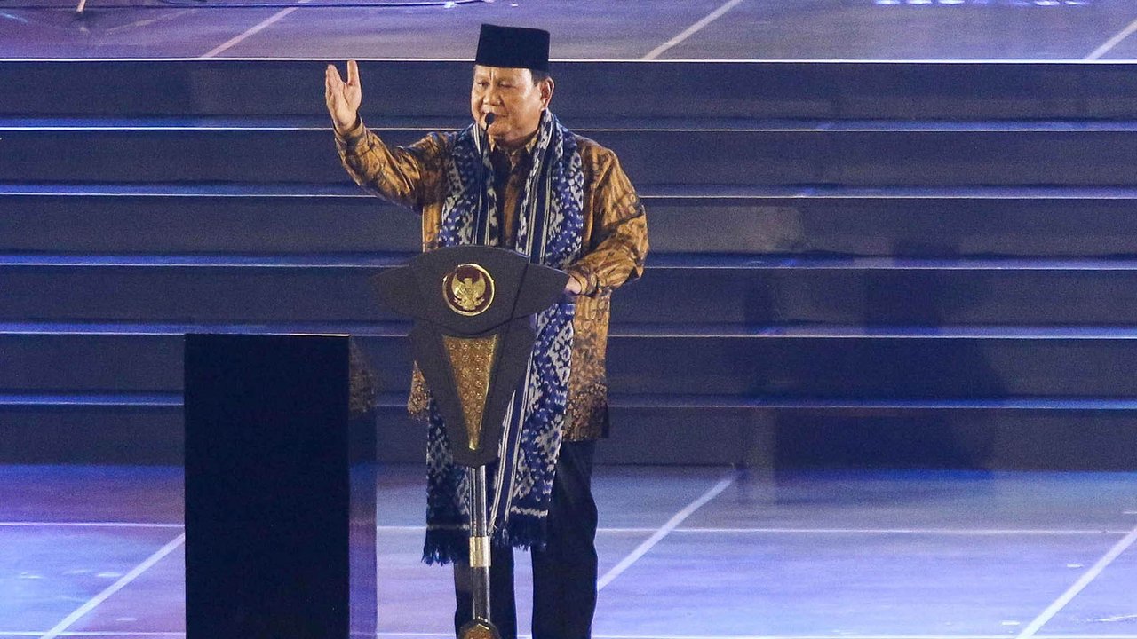 Presiden Republik Indonesia, Prabowo Subianto menghadiri acara Perayaan Natal Nasional 2024 di Indonesia Arena, Kompleks Gelora Bung Karno (GBK), Jakarta, Sabtu (28/12/2024). Dalam kesempatan itu, Presiden Prabowo Subianto mengajak umat untuk sama-sama saling bertoleransi dalam beragama. Sebelumnya, Presiden Prabowo Subianto menyampaikan selamat Natal kepada umat kristiani yang berada di seluruh Indonesia. Presiden Prabowo Subianto juga menyampaikan bahwa merayakan Natal ini sebagai bagian kehidupan kita, sebagai kepribadian kita, bahwa bangsa Indonesia adalah bangsa yang beragam, penuh perbedaan, berbhineka tapi satu tujuan, satu keinginan, yaitu keinginan kehendak untuk hidup rukun.