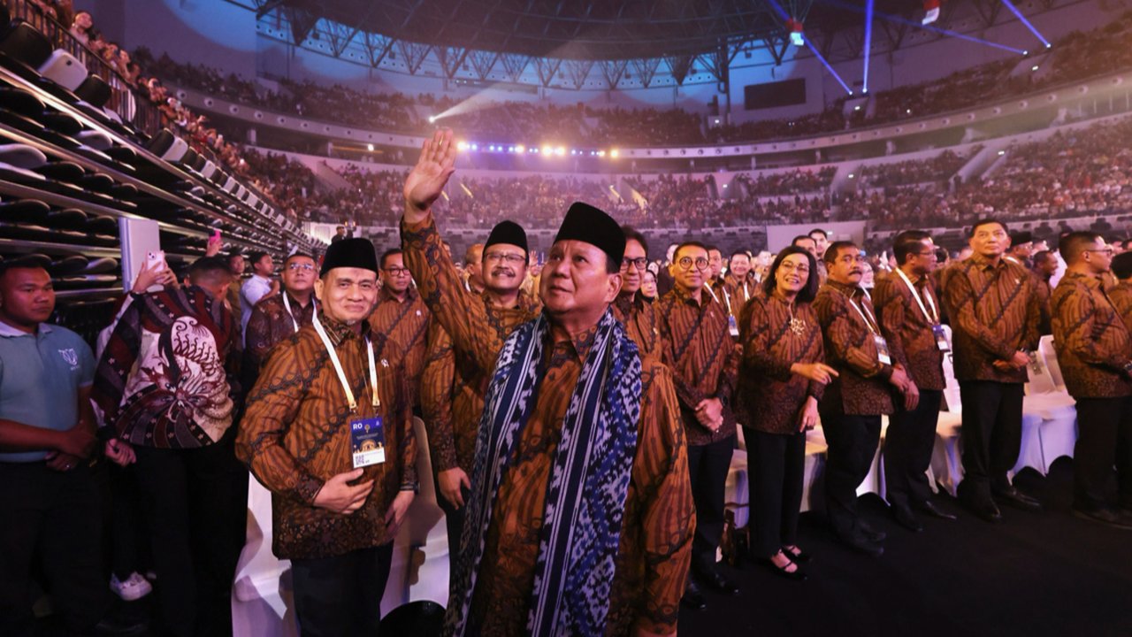 Presiden RI Prabowo Subianto membantah akan memaafkan koruptor yang sudah merugikan negara, tetapi justru meminta mereka untuk bertobat sesuai dengan ajaran ...