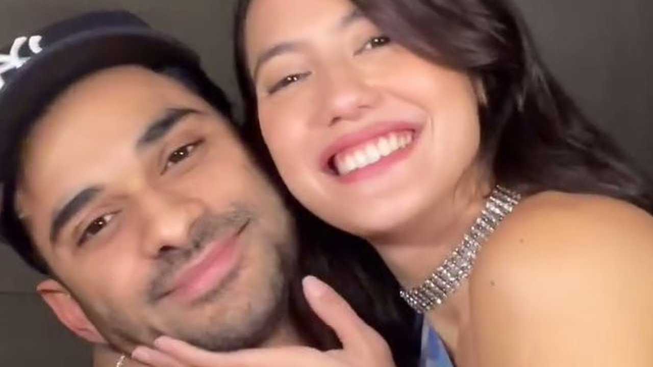 Pevita Pearce Bagikan Perjalanan Cintanya, dari Nangis karena Patah Hati di Tahun 2021 - Bertemu sang Suami di 2022