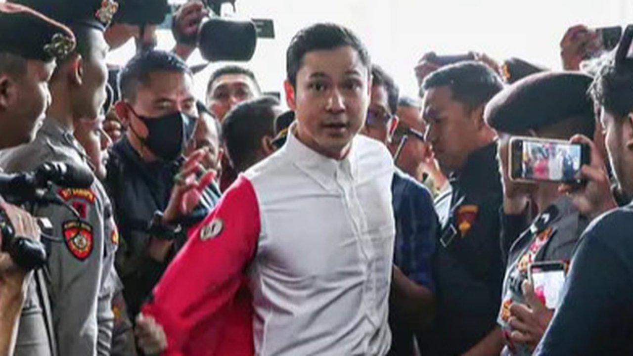 Presiden Prabowo melontar sindiran setelah terdakwa kasus korupsi timah yang merugikan negara Rp300 triliun, Harvey Moeis divonis 6,5 tahun penjara. (Foto: Tim Media Presiden Prabowo Subianto