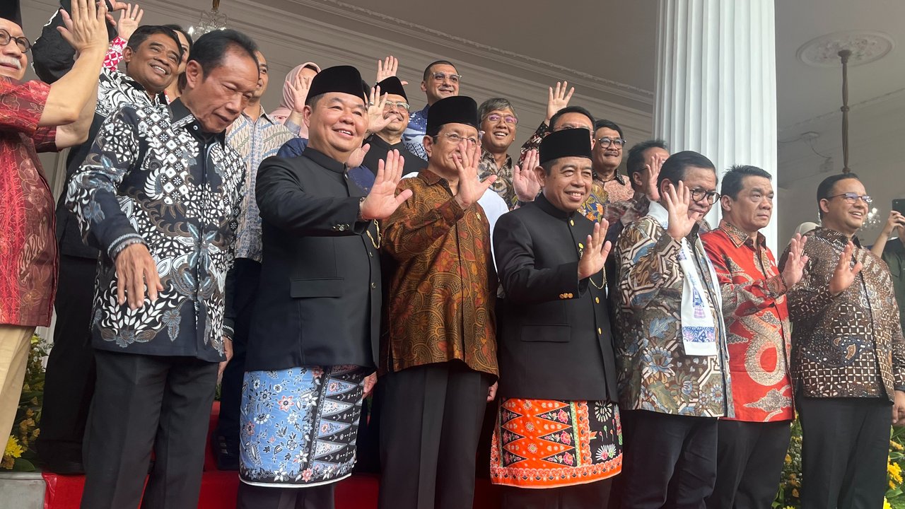 Momen Anies, Ahok, Foke hingga Bang Yos Tulis Harapan 2025 di Balai Kota