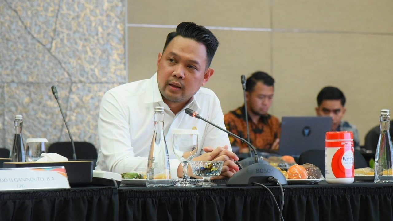 Pemandangan Gedung Nusantara atau Gedung Kura-Kura di Kompleks Parlemen, Senayan, Jakarta, Kamis (19/5/2022). DPR RI menganggarkan Rp 4,5 miliar untuk pengecatan, waterproofing, dan sejumlah komponen terkait dome Gedung Kura-Kura. (Liputan6.com/Angga Yuniar)
