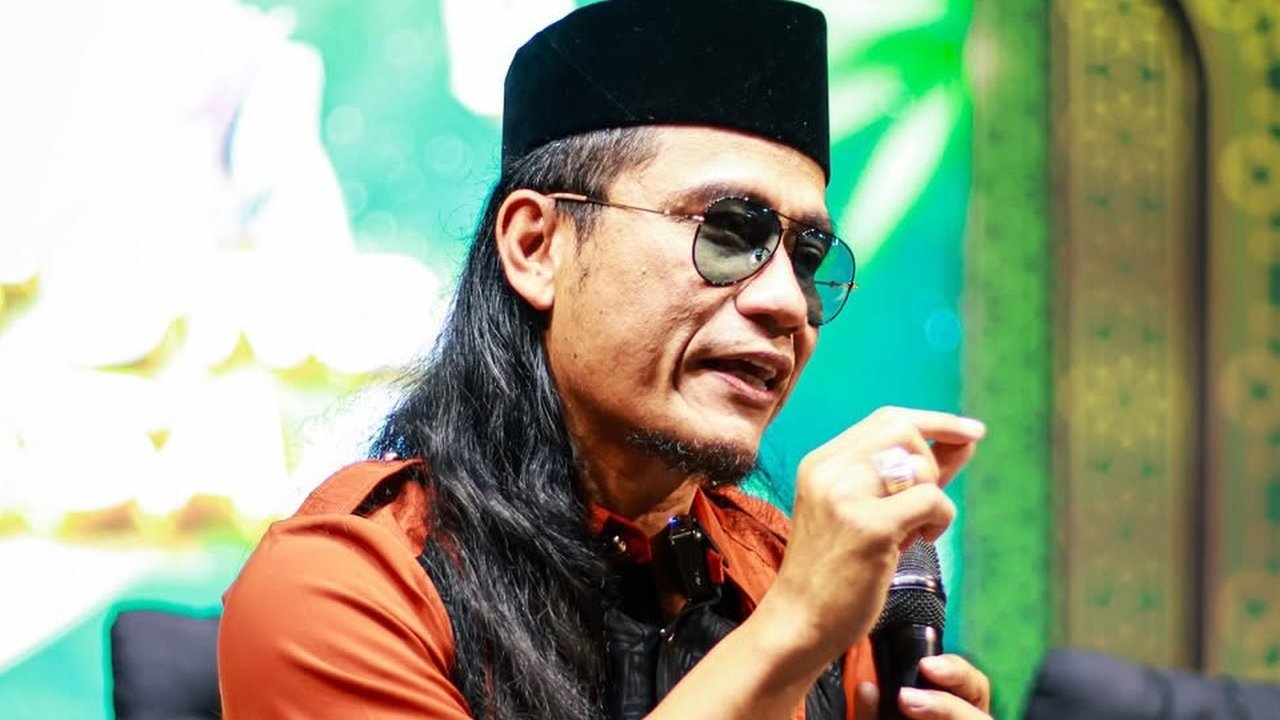 Gus Miftah Borong Dagangan di Lokasi Dakwah Setelah Viral Permalukan Penjual Es Teh