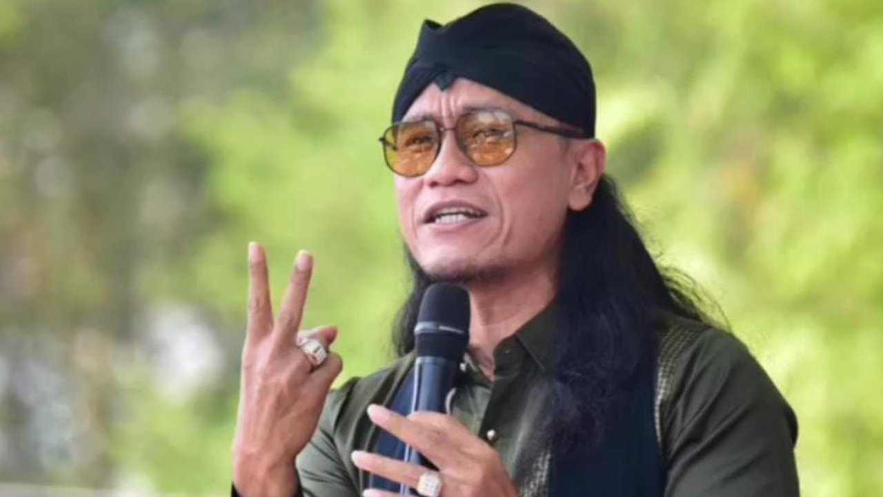 Dihina Gus Miftah, Ustaz Fakhrurrazi Siap Berangkatkan Umrah Penjual Es Teh Viral