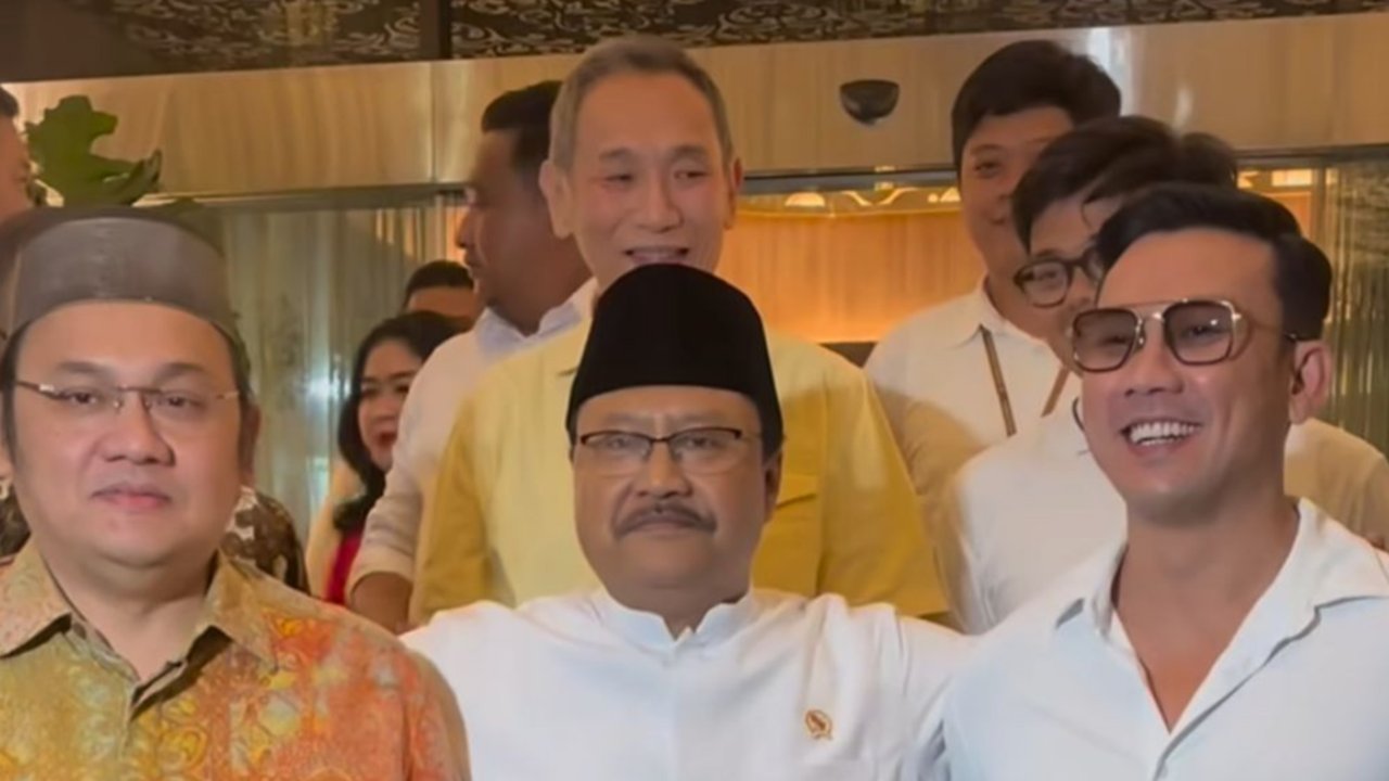 Hotman Paris menilai kisruh donasi Rp1,3 miliar untuk Agus Salim mendapat eksposur berlebih. Nyaris tiap hari dibahas. Padahal, ini sebenarnya kasus receh. (Foto: Dok. Instagram @hotmanpar
