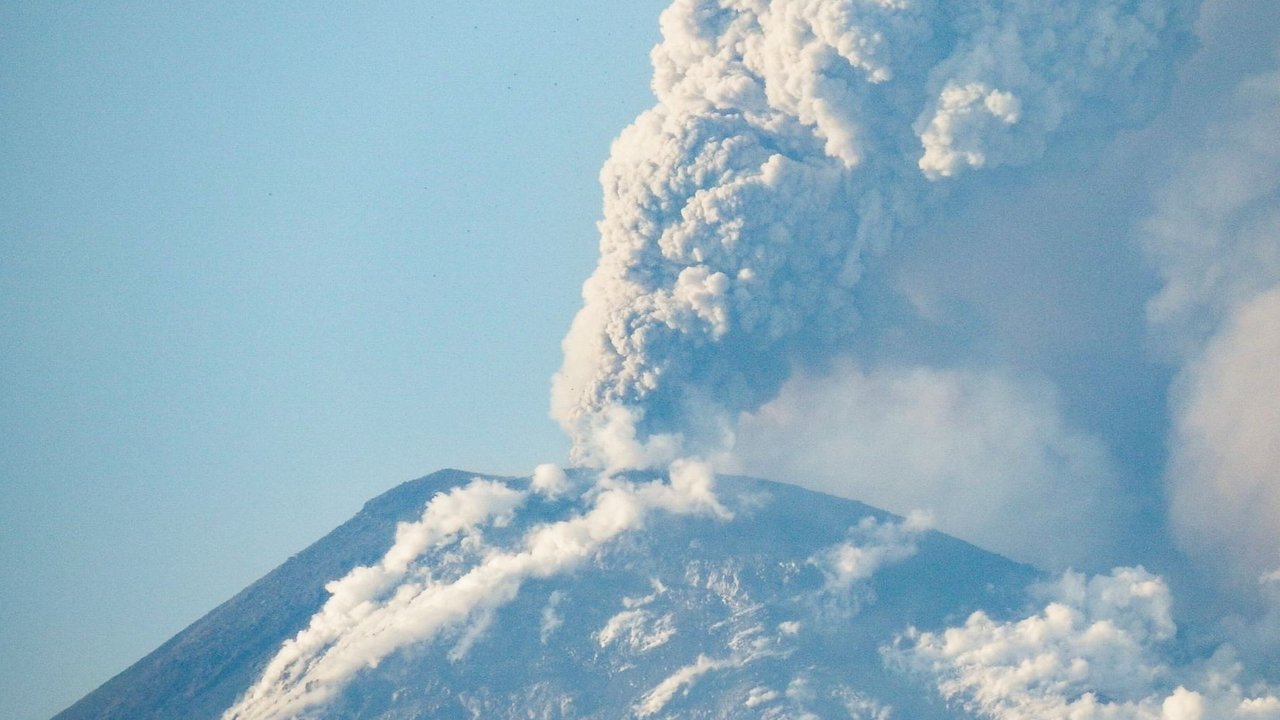 Letusan Gunung Lewotobi Laki-Laki
