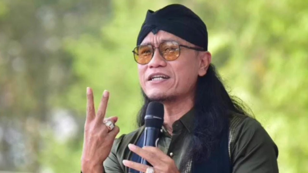 Gus Miftah menyampaikan ceramah dalam acara buka puasa bersama Presiden Joko Widodo atau Jokowi dan para menteri kabinet Indonesia Maju di Istana Negara Jakarta, Kamis (28/3/2024). (Liputan6.