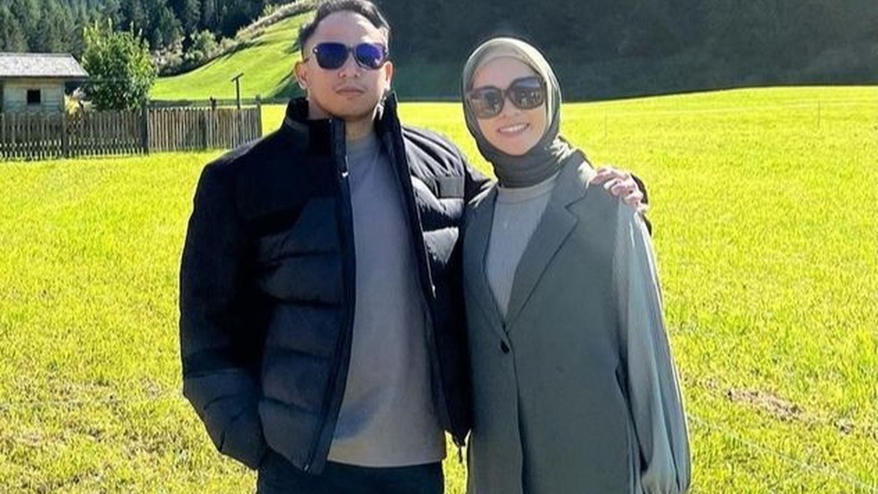 Kini Pengacara Handal, 8 Foto Fattah Riphat Suami Poppy Bunga Yang Dulu Viral Karena Jadi Driver Taksol