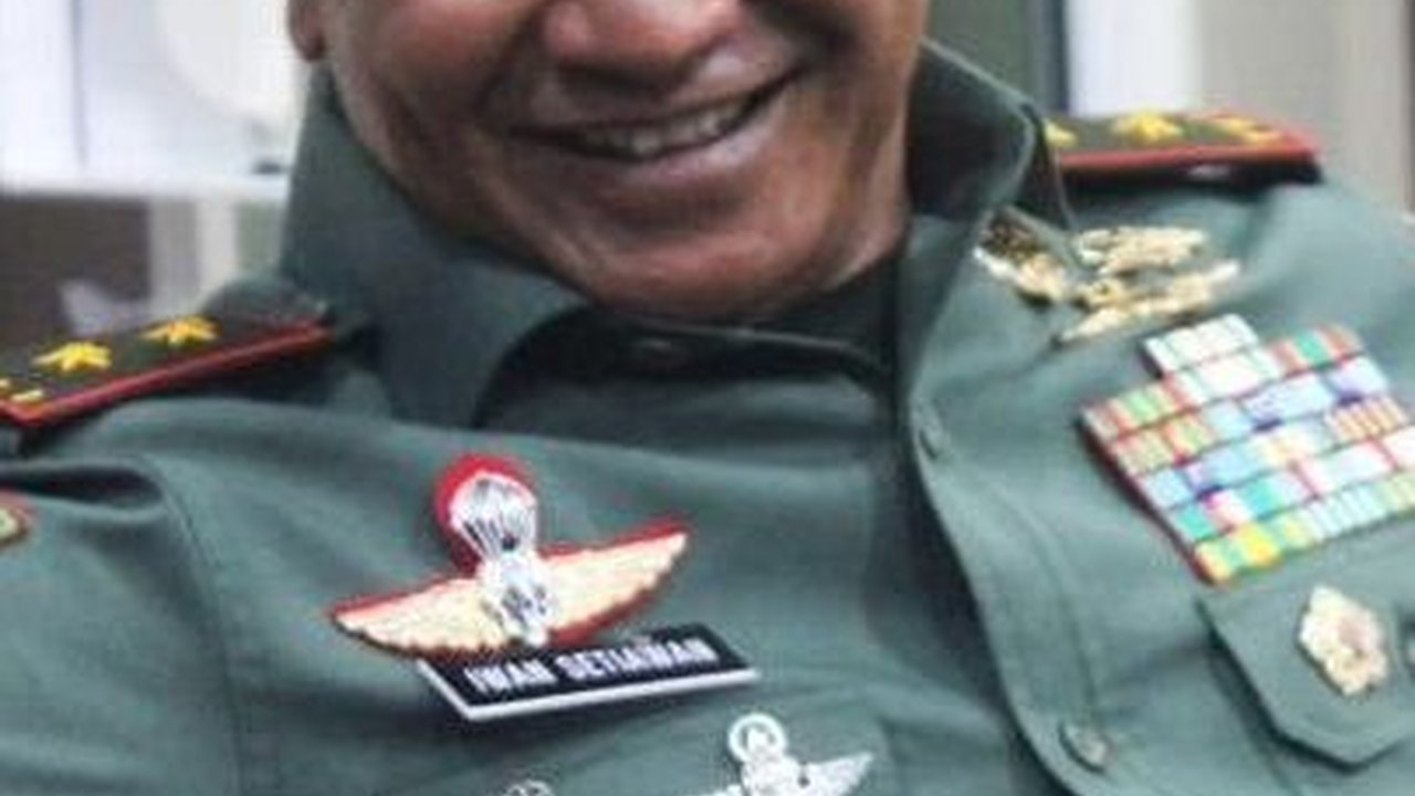 Sosok Jenderal TNI Pasang Badan 3 Anak Buahnya Diamankan Polisi Malaysia, Berdarah Kopassus Penakluk Gunung Everest