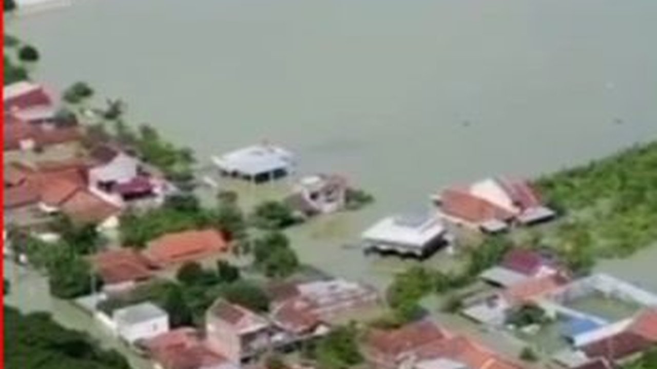 5 Fakta Banjir Besar di Demak, Banyak Tanggul Jebol hingga Puluhan Ribu Warga Harus Mengungsi