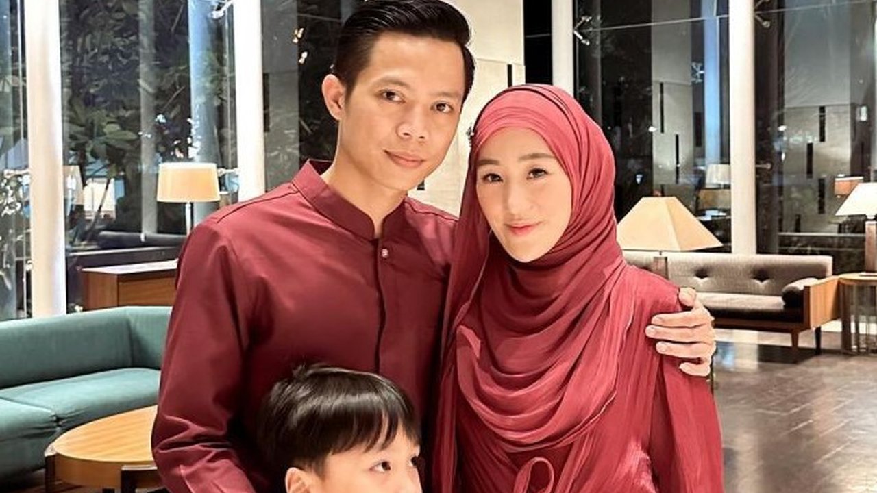 Ada Larissa Chou hingga Sandra Dewi, Ini Deretan Artis yang Ikut Rayakan Imlek Tahun Naga