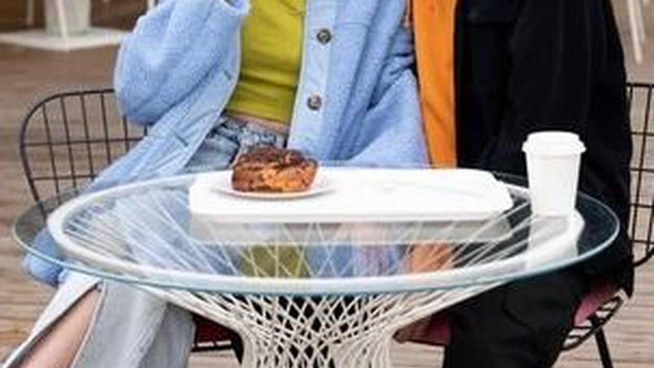 Mengapa Pasangan Bahagia Jarang Berbagi Kehidupan di Medsos? Ini Alasannya