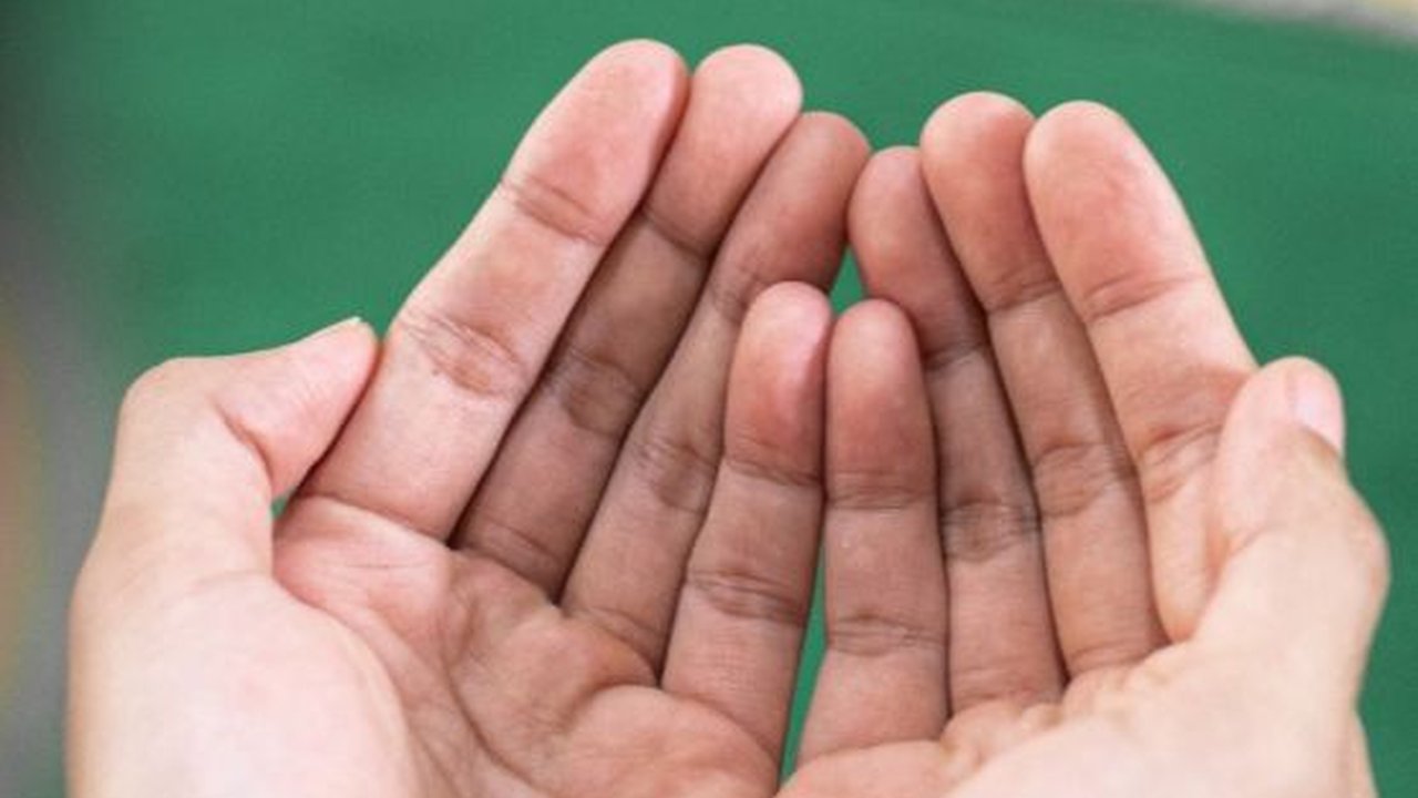 Bacaan Doa Ziarah Kubur Lengkap dengan Tata Cara dan Hukumnya yang Perlu Diketahui