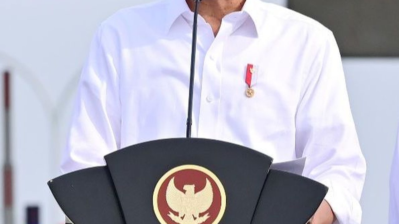 Jokowi Berhentikan Khofifah-Emil Dardak dari Gubernur dan Wakil Gubernur Jatim