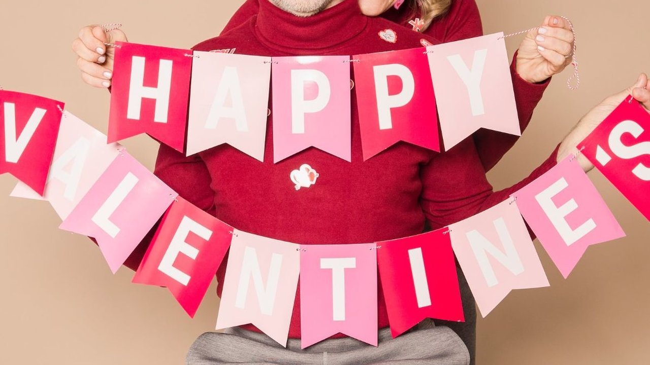 Begini Hukum Valentine dalam Islam, Haram?