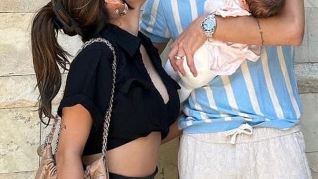 Potret Mesra Jennifer Coppen dan Suami di Hari Valentine, Hot Mom yang Selalu Jadi Sorotan