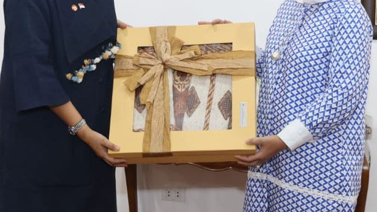 Bahas Kerja Sama Ketenagakerjaan, Menaker Bertemu Dubes Indonesia untuk Laos