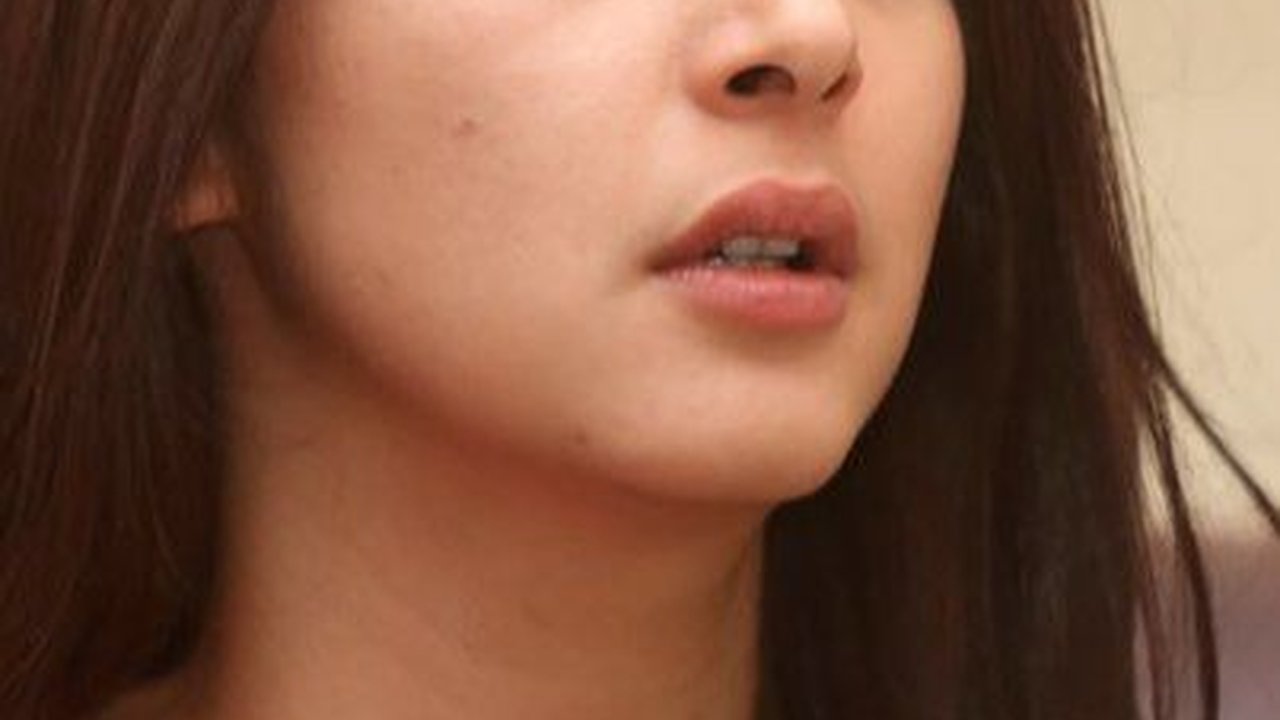 Serba Putih dan Dilengkapi dengan Kolam Renang, Berikut 10 Potret Rumah Nabila Syakieb yang Mewah Bernuansa American Classic