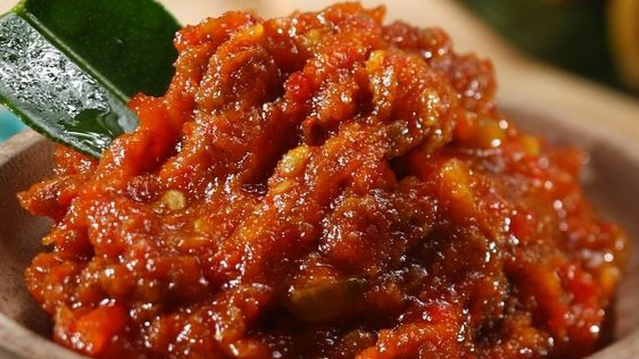 Asal-Usul Sambal Terasi: Dari Tiongkok, Singapura Sampai Tiba di Indonesia