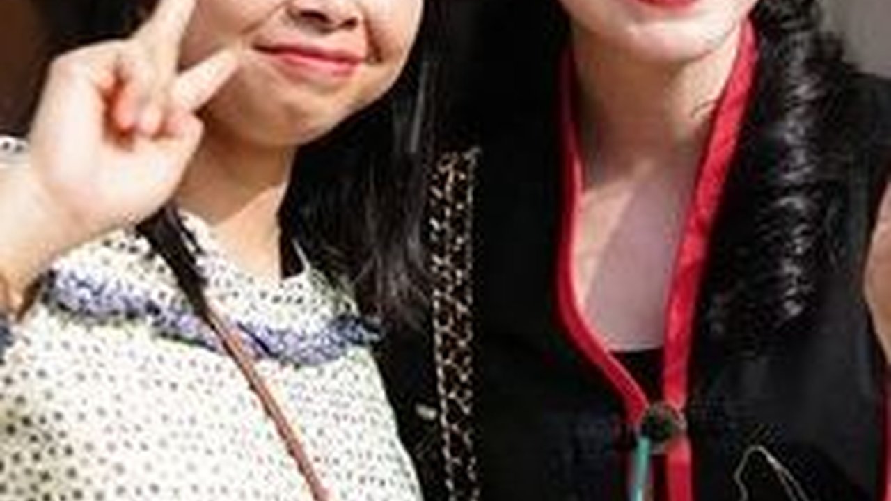 Disebut Sebagai Salah Satu Pejabat Tercantik, Berikut Ini 8 Potret Arumi Bachsin yang Sering Jadi 'Incaran Warga'
