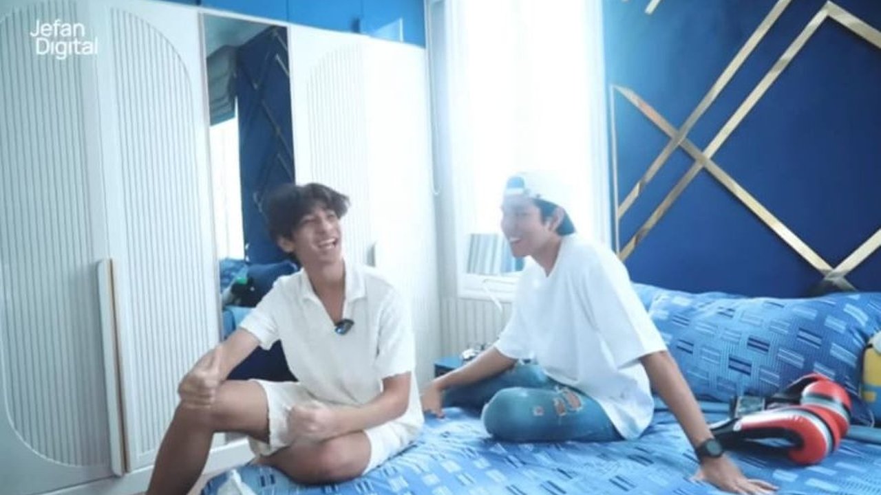 Potret Kamar Tidur Kenzy Putra Ganteng Andre Taulany, Banyak Koleksi Mainan Dibeli dari Berbagai Negara