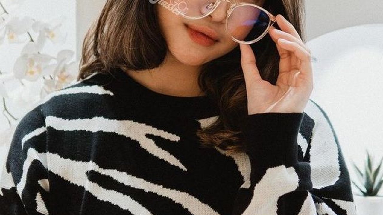 Potret Ratna Kaidah Putri Bungsu Adi Bing Slamet yang Jarang Tersorot, Kecantikan Parasnya Sukses Bikin Salfok