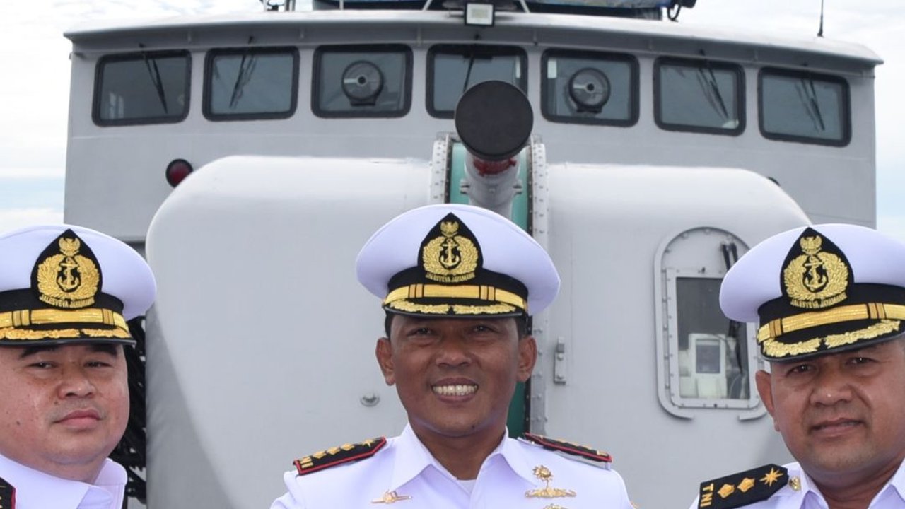Lebih Dekat dengan Yulius Azz Zaenal, Putra Pegunungan yang Diangkat Jadi Komandan Satuan Kapal Selam Koarmada II