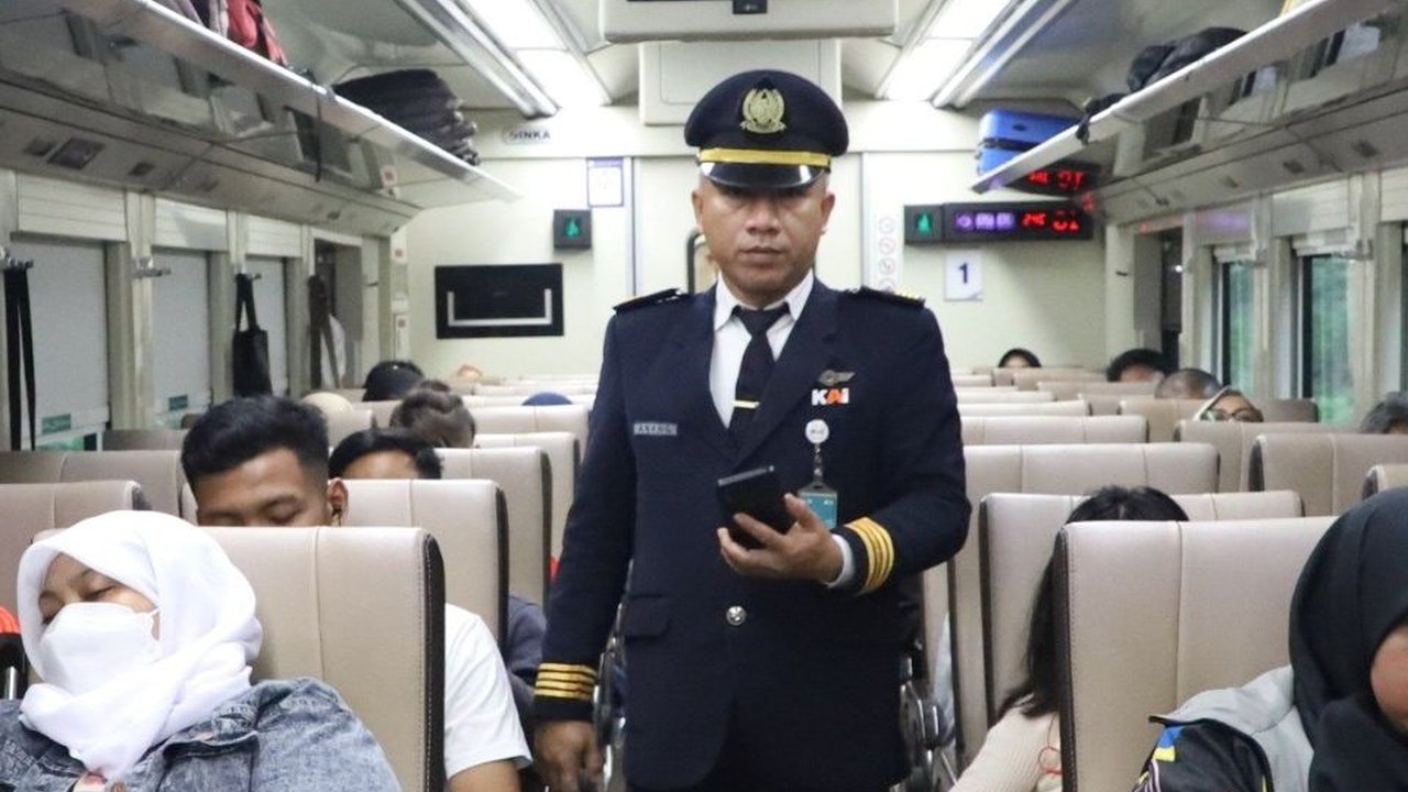 Ada Penumpang Pasang Kipas Angin Listrik di Gerbong Kereta Api, Begini Respons KAI