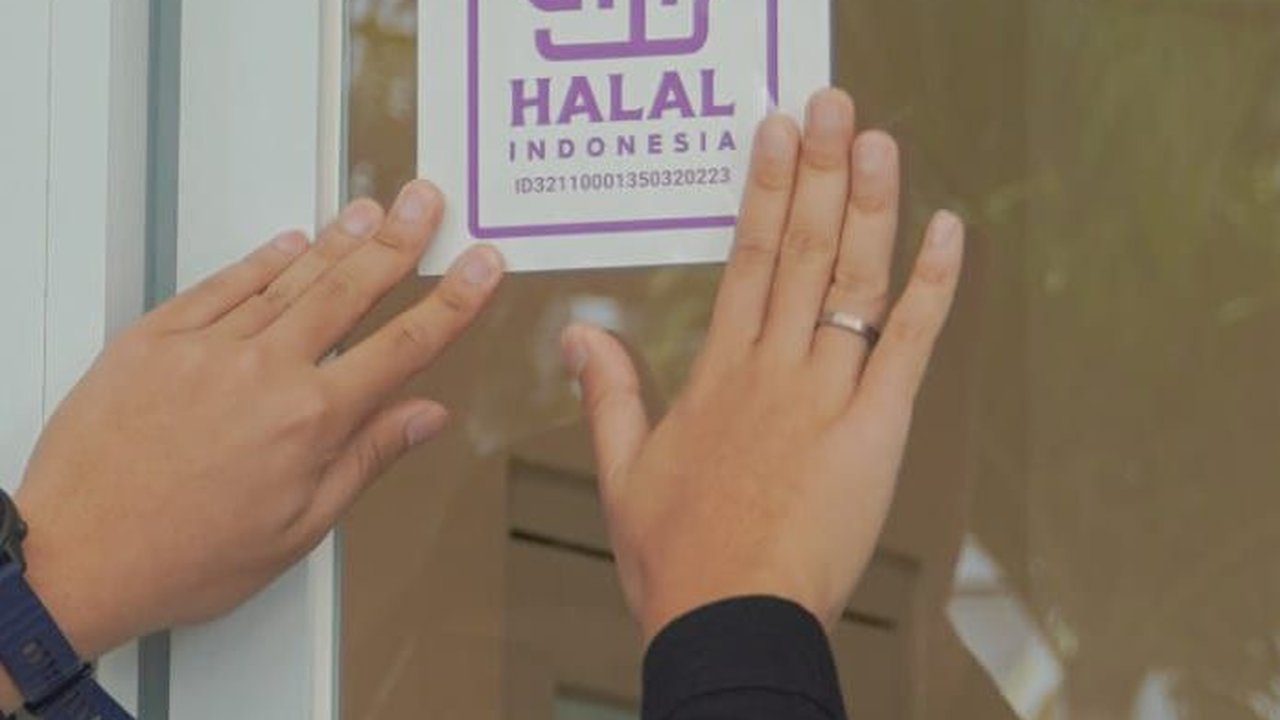 Pelaku Usaha Kaget Pemerintah Tiba-Tiba Wajibkan PKL-UMKM Kantongi Sertifikat Halal