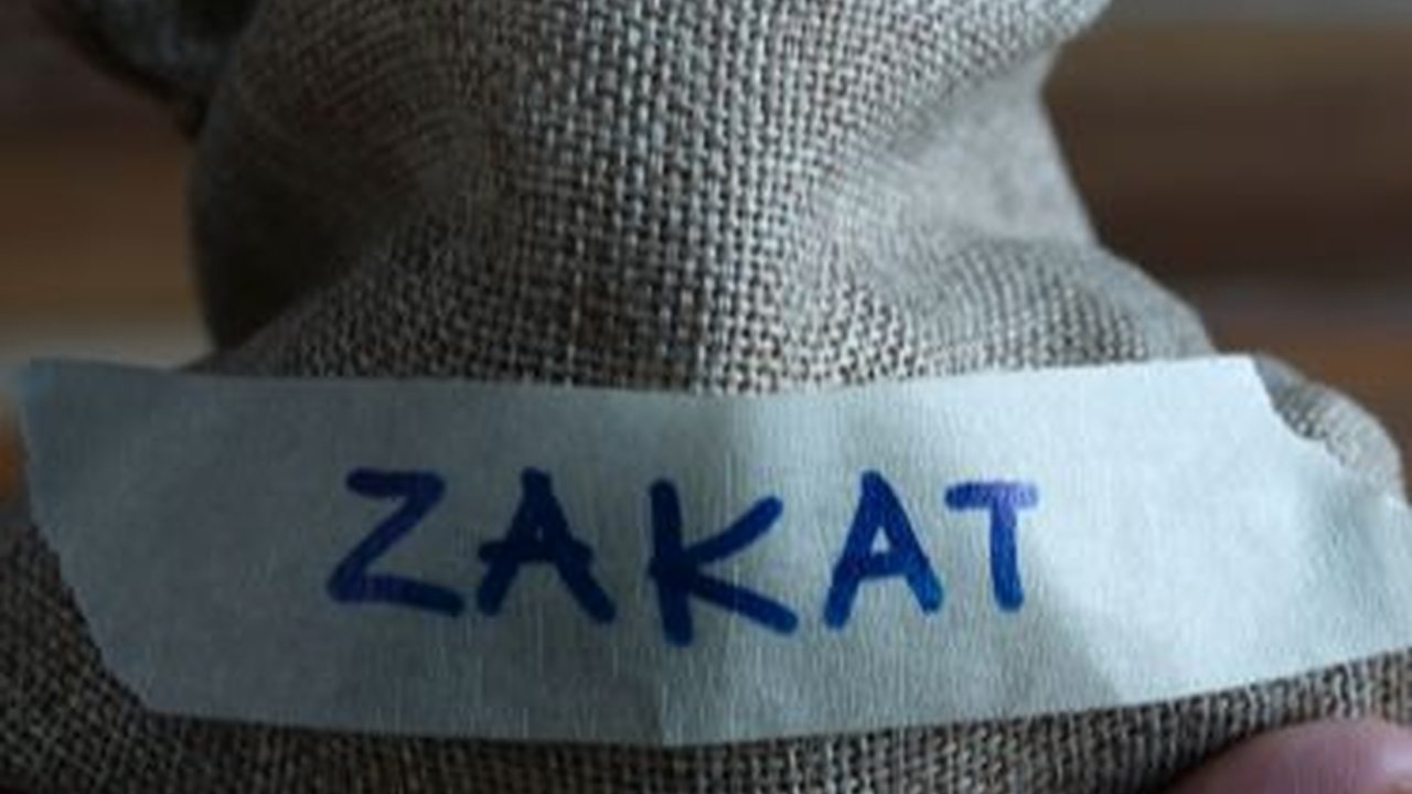 6 Doa Zakat Fitrah Beserta Latin & Artinya, Lengkap dengan Bacaan Niatnya