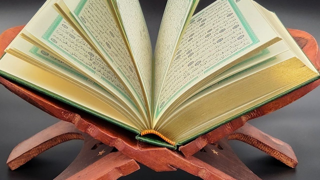 Tafsir Surat Al Hujurat Ayat 13 Lengkap Beserta Isi Kandungannya