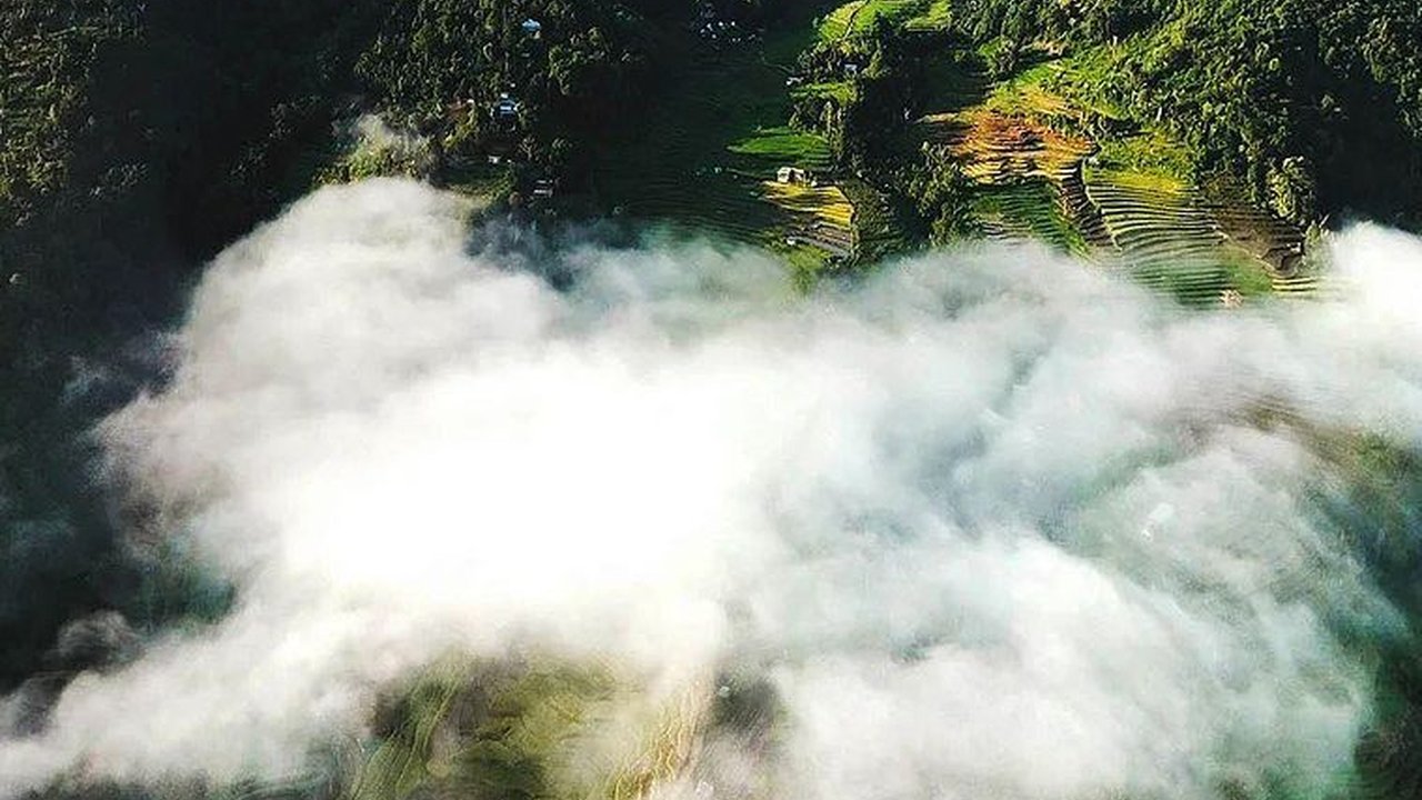 Tidak Boleh Mendaki saat Malam Hari, Ini Fakta & Mitos Gunung Sago di Sumbar
