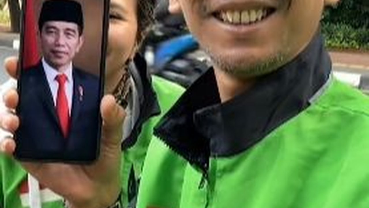 Bikin Trend Ala Tiktok, Ojol ini Langsung Ajak Orang Nomor Satu di RI