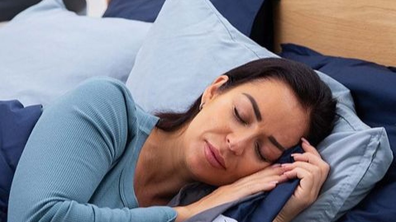 Cara agar Tidur Tidak Ngiler yang Mudah Dilakukan, Efektif