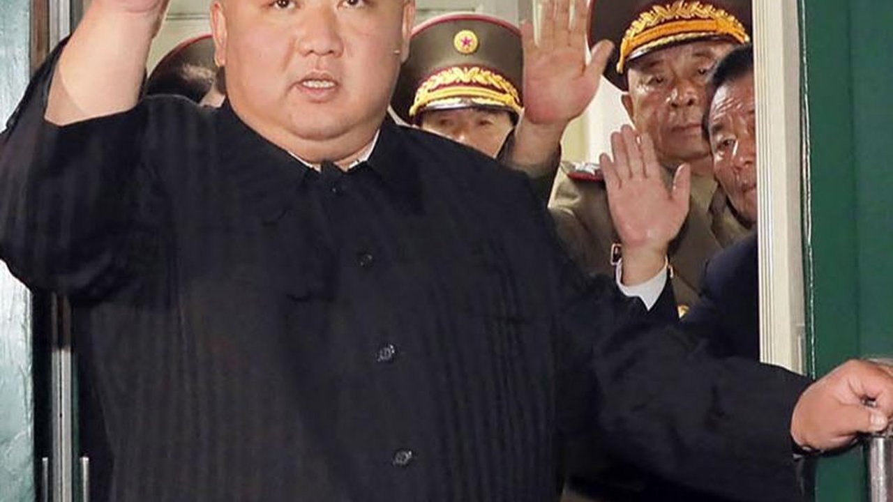 Ini Deretan Mobil Mewah Kim Jong-un, Dari Lapis Baja Sampai Berteknologi Kapal Selam