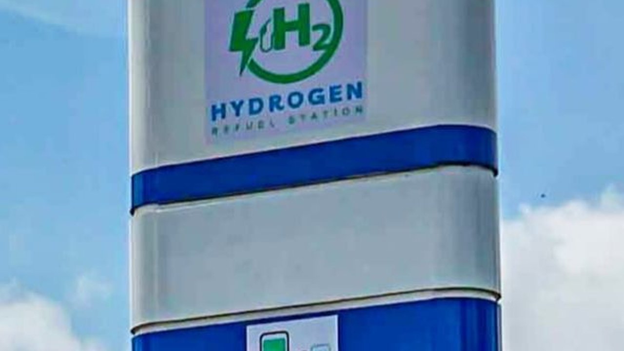 Pertama di Indonesia, Ini Penampakan Canggihnya SPBU Hidrogen Hijau di Senayan