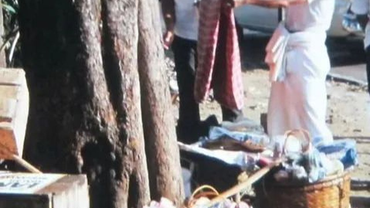 Begini Potret Para Pedagang Jadul Tahun 80an dari Warteg Hingga Penjual Kerupuk Dijamin Bikin Nostalgia