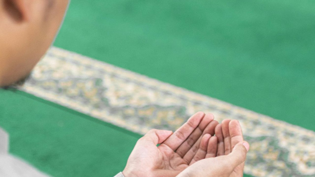 ⁠Doa Setelah Sholat Nisfu Sya'ban dan Amalan di Malam Spesial sebelum Bulan Ramadhan