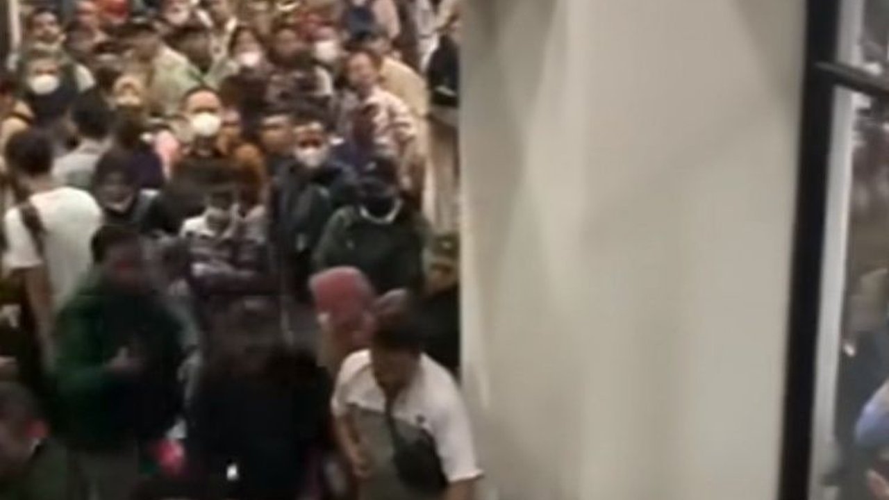 Viral Penumpang KRL di Stasiun Manggarai Jatuh Akibat Eskalator Menyala Sendiri, Ini Kata KAI