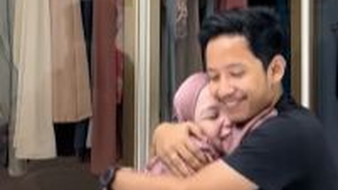 Bukan dengan Kue Tart, Wanita ini Rayakan Ultah Suami Beri Kejutan Tak Terduga, Reaksinya Bikin Iri