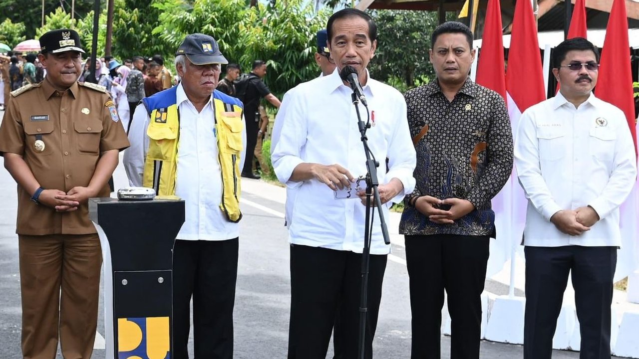 Jokowi Harap 27 Ruas Jalan Antarprovinsi di Sulsel Makin Terkoneksi