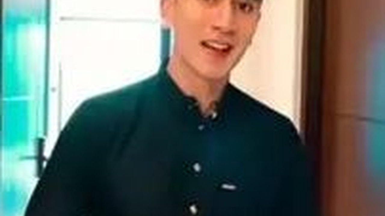 Potret Verrell Bramasta Syukuran Rumah Baru 5 Lantai Bersama 100 Anak Yatim