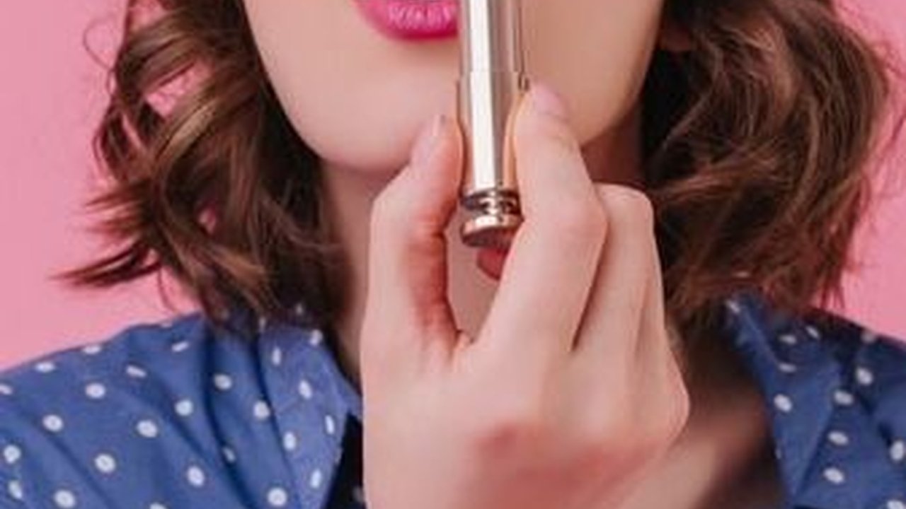 Ini Bedanya Lip Tint dan Lip Cream, Mana yang Cocok untuk Pemulas Bibirmu?