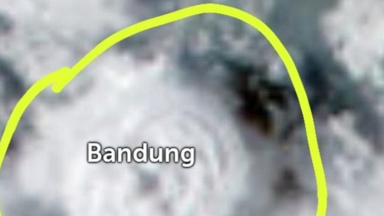 Ini Penampakan Mengerikan dari Satelit Pusaran Angin Puting Beliung Ekstrem di Rancaekek