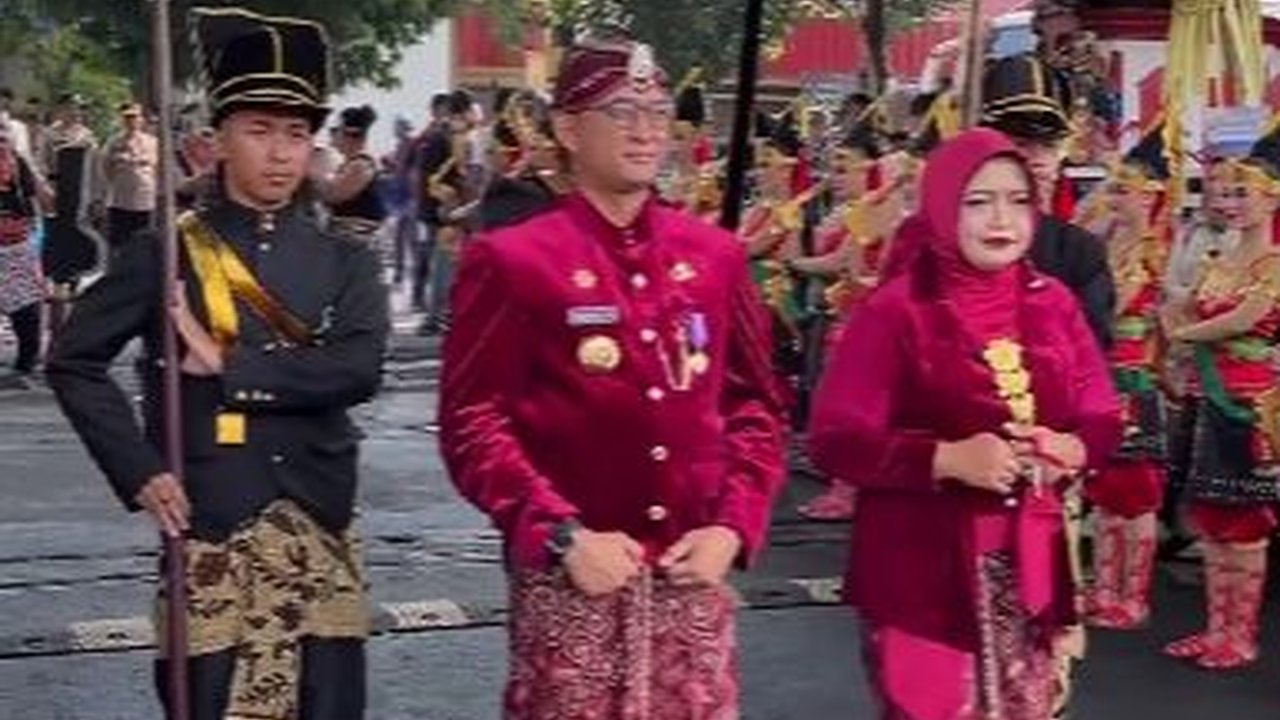 Serunya Peringatan Hari Jadi Kabupaten Banyumas, Empat Pusaka Kebesaran Dikirab Sekaligus