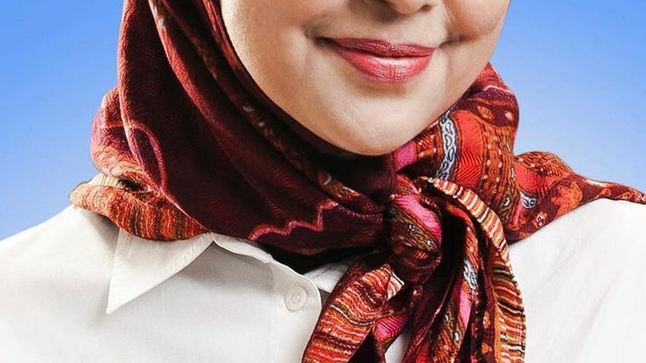 Profil dan Karir Politik Selebriti yang Terancam Tak Lolos ke Senayan