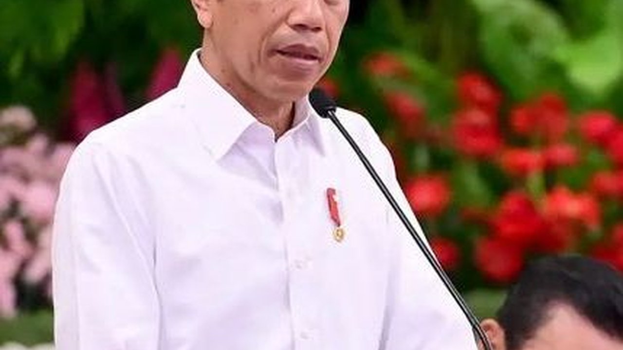 VIDEO: Jokowi Perintahkan Semua Menteri Waspada, Singgung Kedatangan Presiden Baru