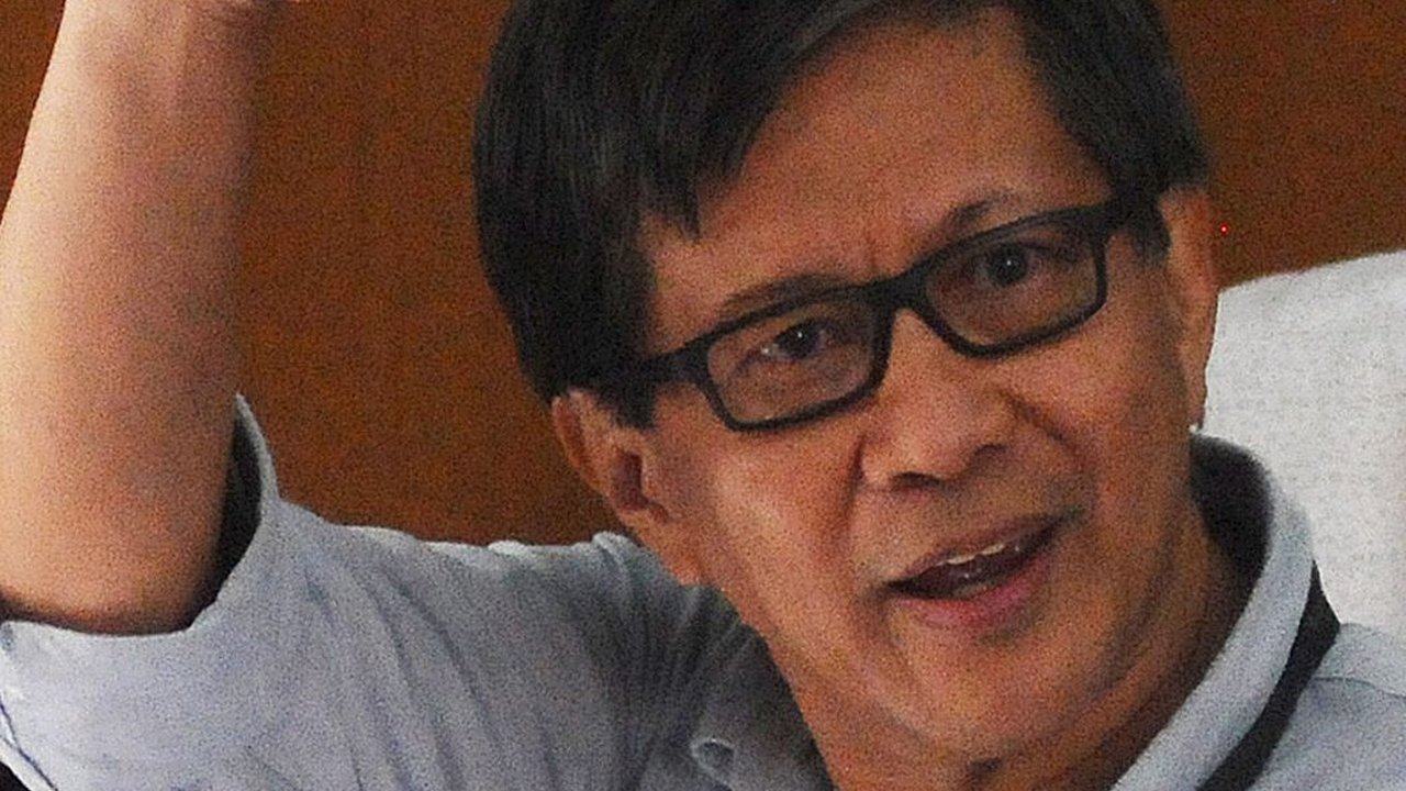VIDEO: Rocky Gerung Keras Sebut Prabowo Bukan Pilih Gibran Jadi Cawapres